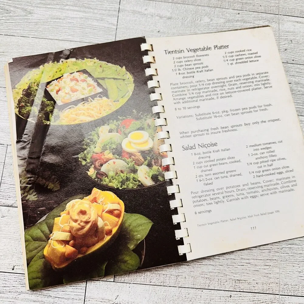 Salads From Beginning to Endive Vtg 1980 by Kraft Kitchens Comb‎ Spiral Cookbook